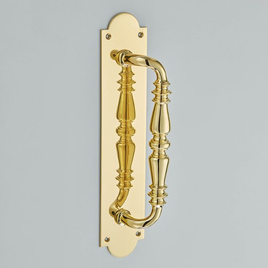 Croft 1954R Ornate Pull Handle on a Shaped Plate