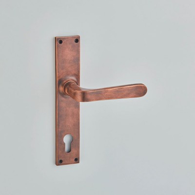 Croft 2112E Garde Door Handle on Square Backplate 