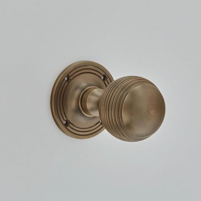 Croft 6346L Large Reeded Door Knob