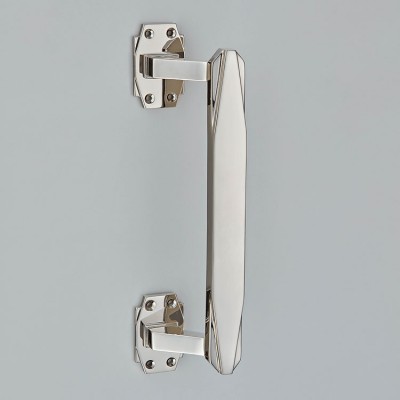 Croft 7009 Art Deco Pull Handle on Roses