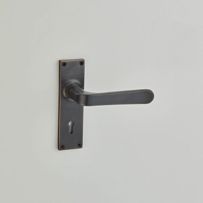 Croft 7212 Garde Door Handle on Square Backplate 