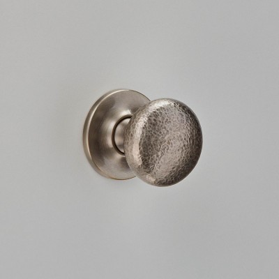 Hammered Cushion Knob Furniture H1757COV57A