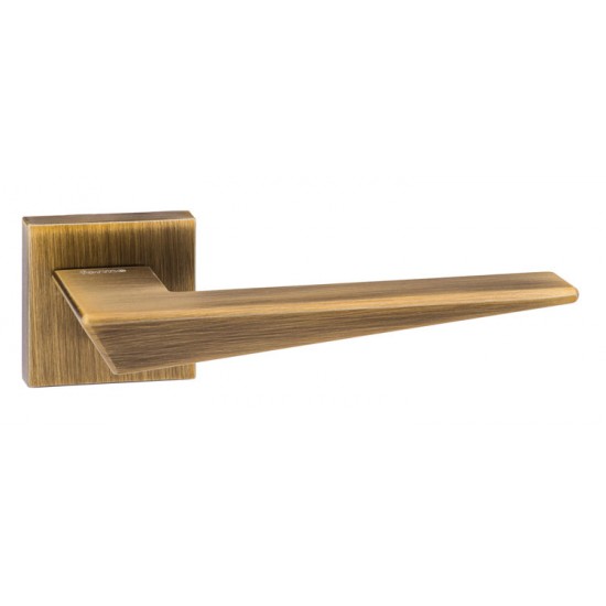 Atlantic UK Forme Naxos FMS215 Door Handle on a Square Minimal Rose