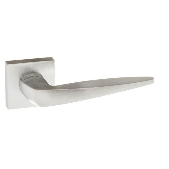 Atlantic UK Forme Fogila FMS272 Door Handle on a Square Minimal Rose