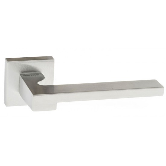 Atlantic UK Forme Ginevra FMS430 Door Handle on a Square Minimal Rose