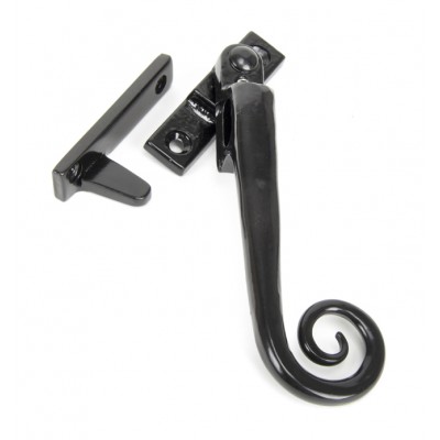 From the Anvil Night Vent Monkeytail Fastener RH - Locking