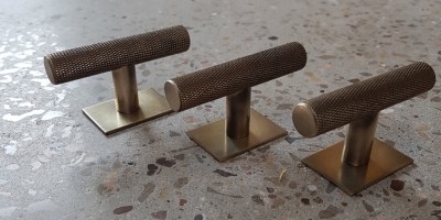 Knurled T Bar Cabinet Handles on Backplate Antique Brass