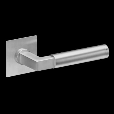 Plan-Design by Karcher Tasmania EPL31Q Door Lever Handle on a Flush Rose