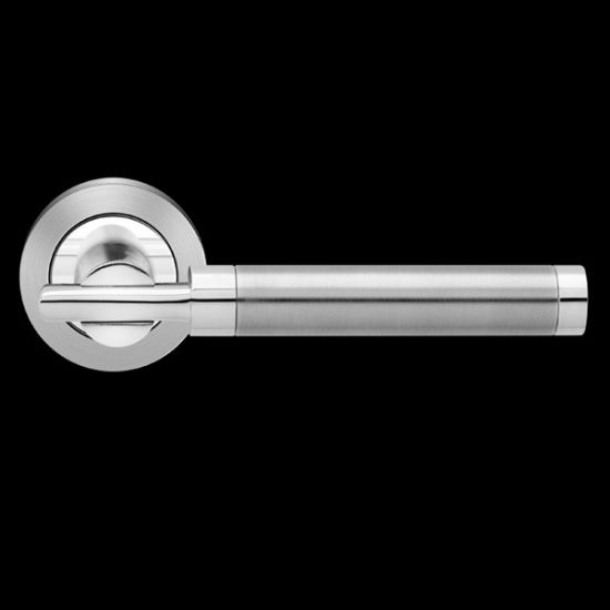 Karcher Design Ontario ER64 Door Lever Handle on a Round Rose