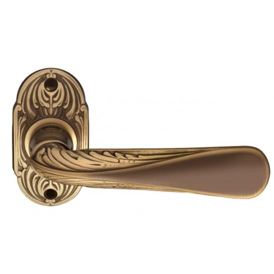 Mandelli Rex Door Handle on a Rose