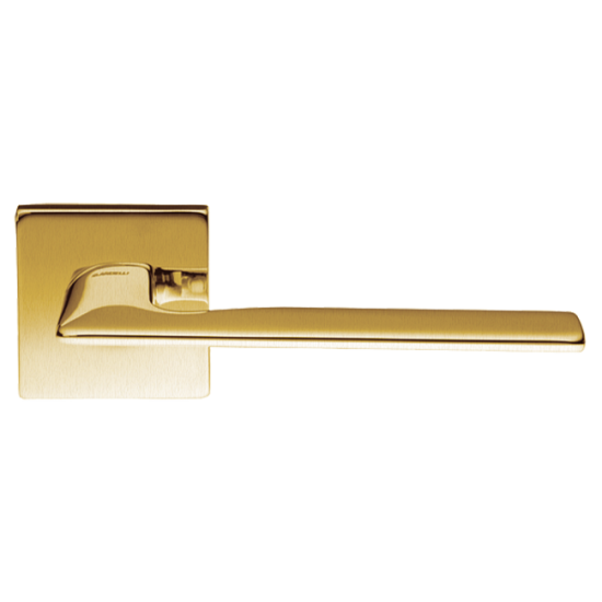 Mandelli Kiri Door Handle on a Rose