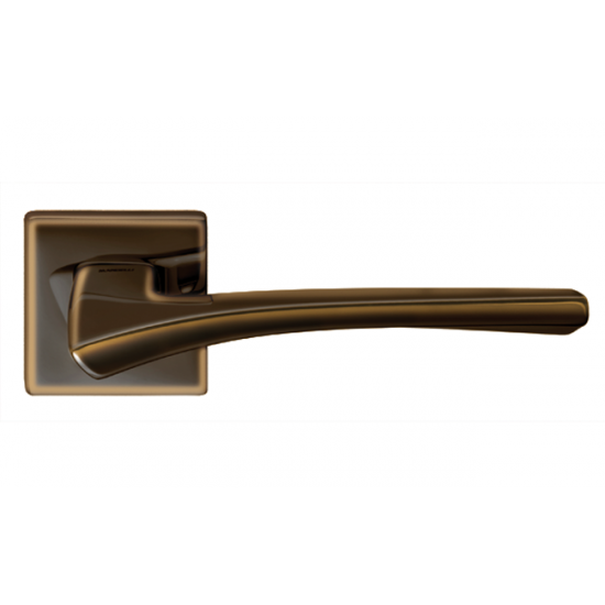 Mandelli Astrid Door Handle on a Rose