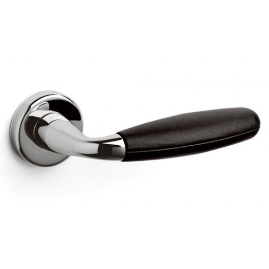 Olivari Club Leather Door Handle on a Round Rose 