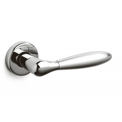 Olivari Comet Door Handle on a Round Rose 