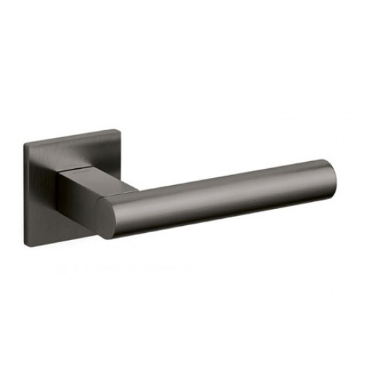 Olivari Euclide Q Door Handle on a Square Rose