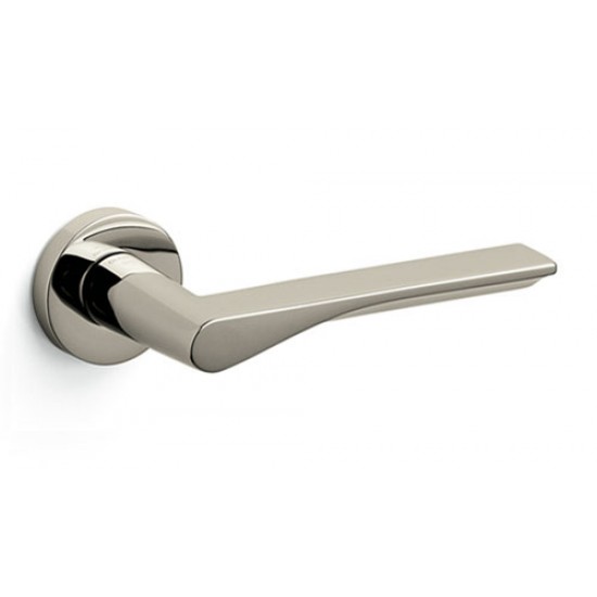 Olivari Fin Door Handle on a Round Rose 