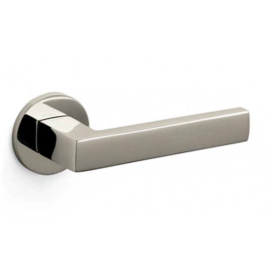 Olivari Planet Low Door Handle on a Round Rose 