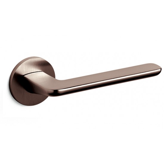 Olivari Marbella Door Handle on a Round Rose 