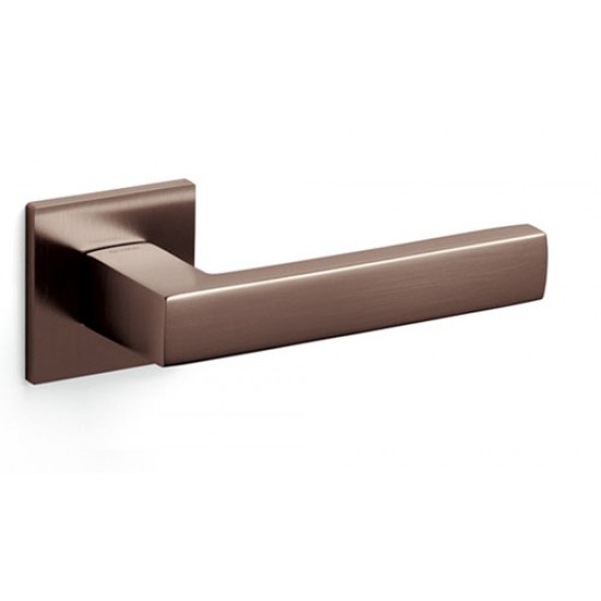 Olivari Planet QB Door Handle on a Square Rose