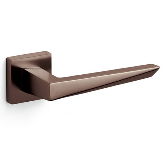 Olivari Sky Door Handle on a Square Rose