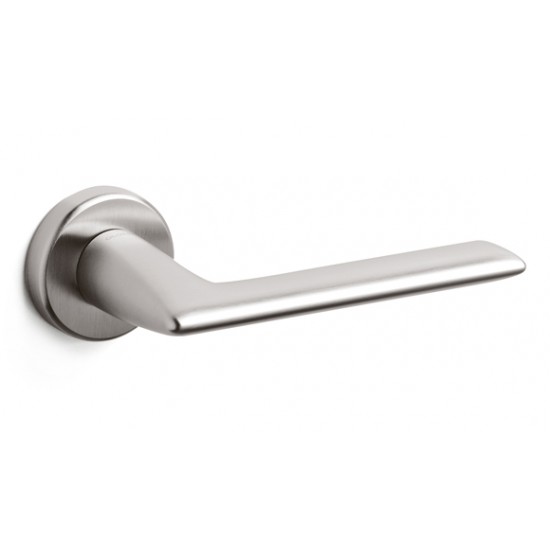 Olivari Tecno Door Handle on a Round Rose 