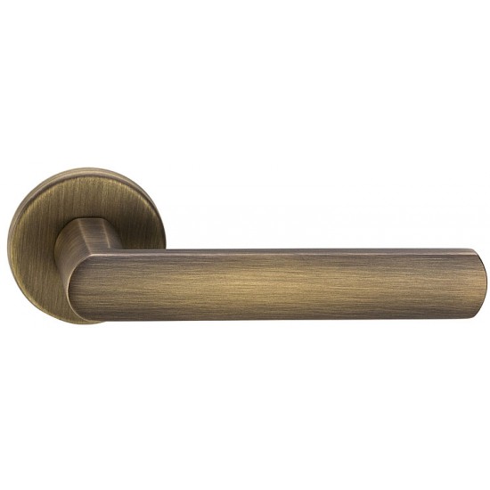 DND by Martinelli Luce Lever Door Handle