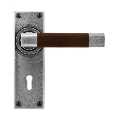 Finesse Design Jedburgh Range Lock Door Handle on a Back Plate in Pewter