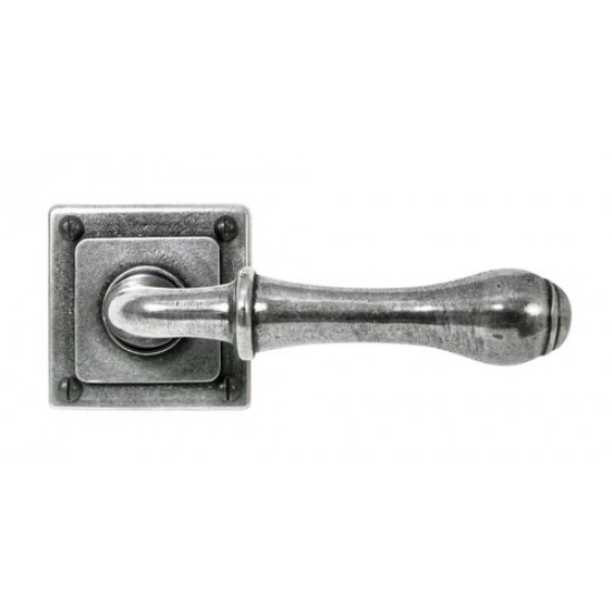 Finesse Design Derwent Jesmond Range Door Handle on a Square Rose in Pewter