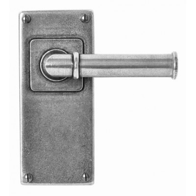 Finesse Design Wexford Range Latch Door Handle on a Back Plate in Pewter