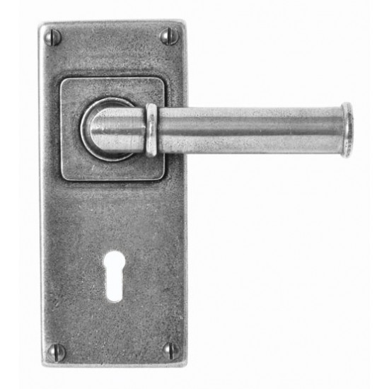 Finesse Design Wexford Range Lock Door Handle on a Back Plate in Pewter